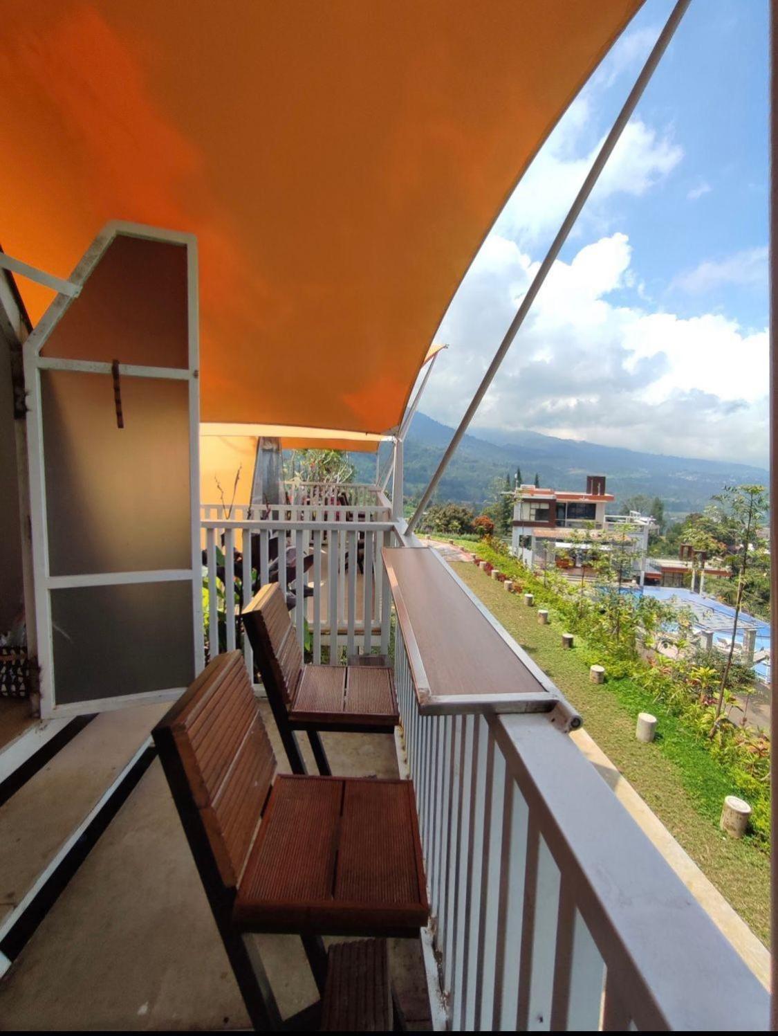 De Pointe Resort & Resto Campaka Exterior foto